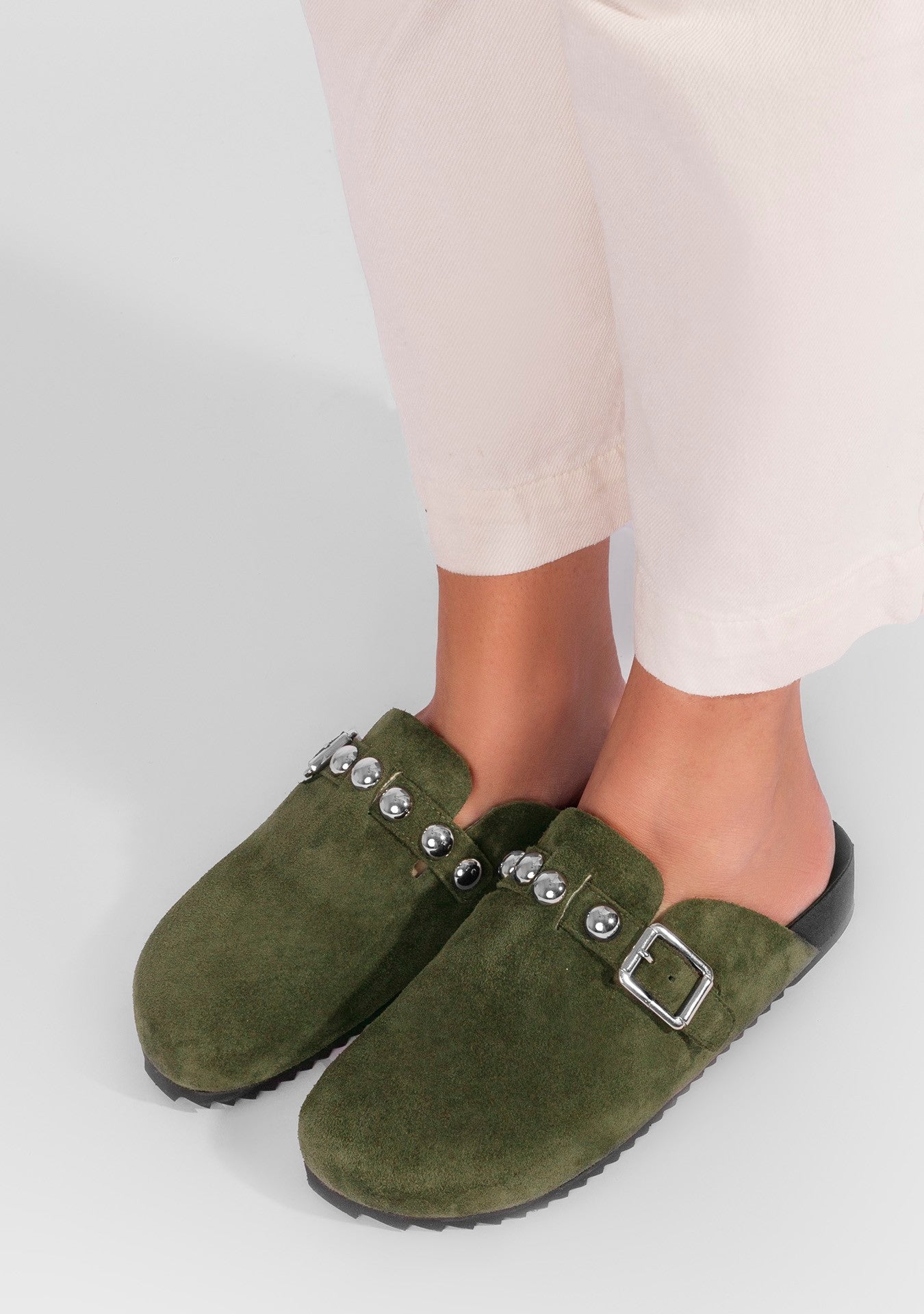 Dinamarca Olive Green Clogs