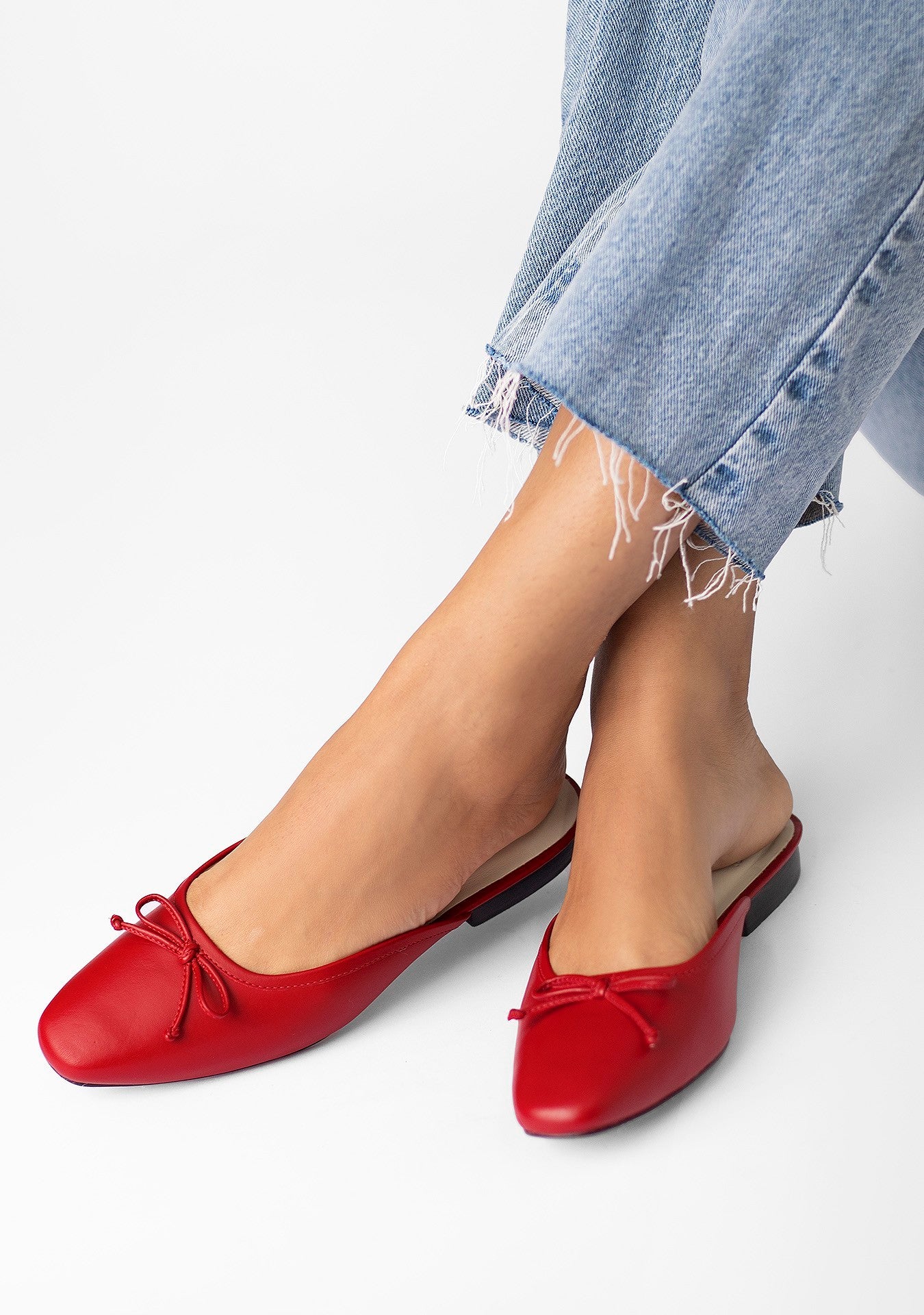 Red mule heels online