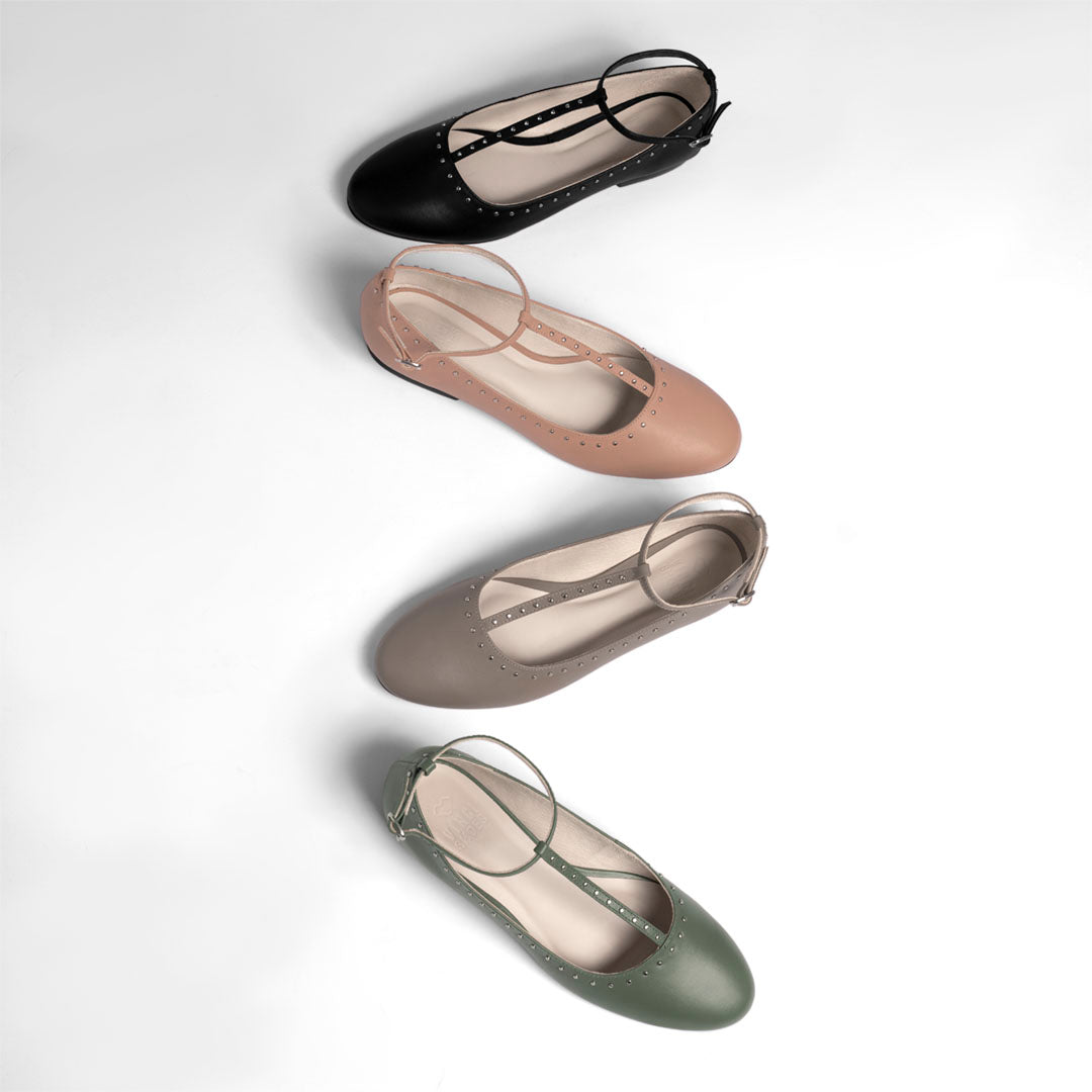 Larissa Greige Ballerinas