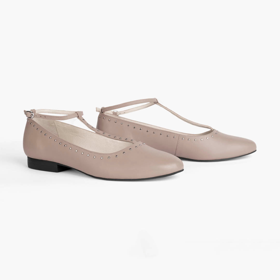 Larissa Greige Ballerinas