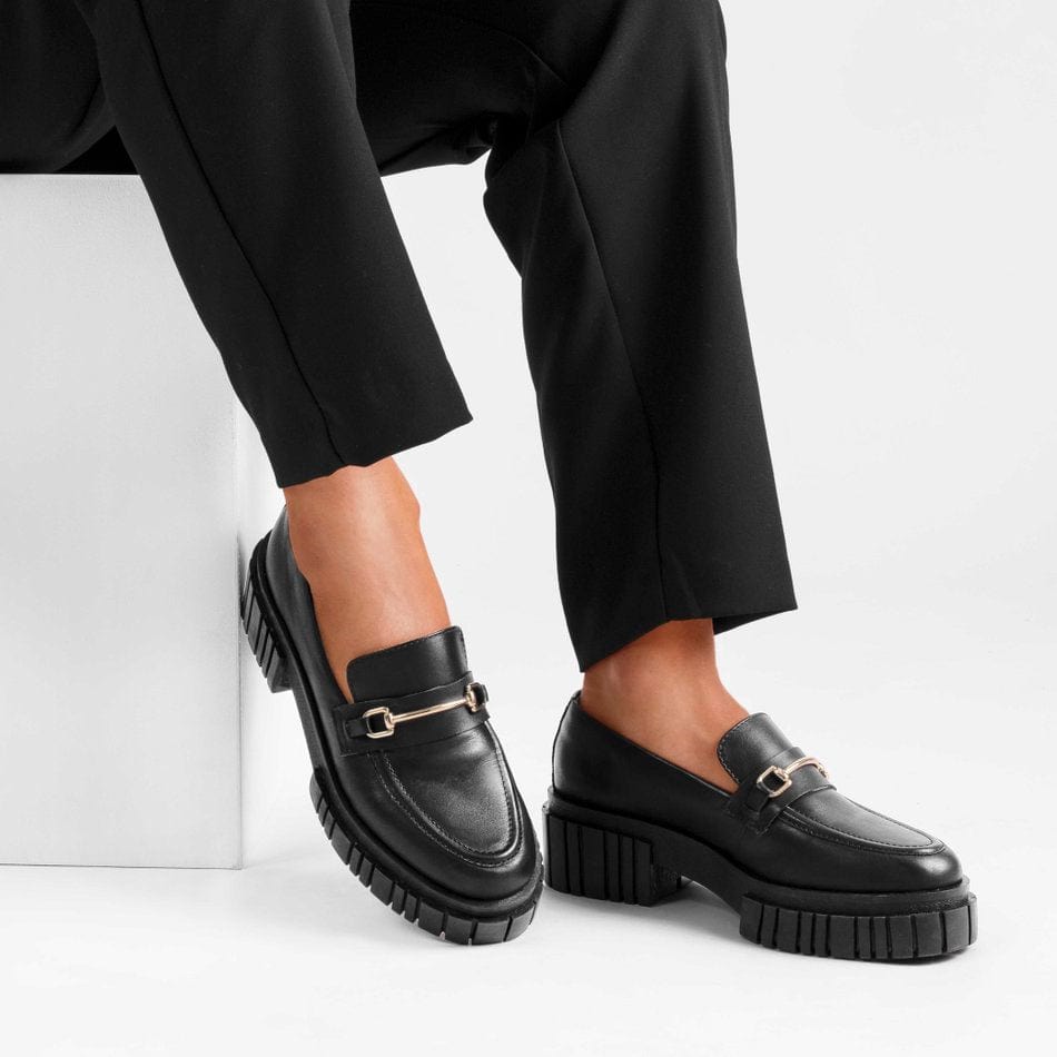 inch søvn Skabelse Angelica Black Loafers – Vinci Shoes