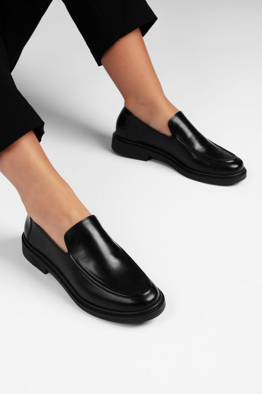 Eva Glossy Black Loafers