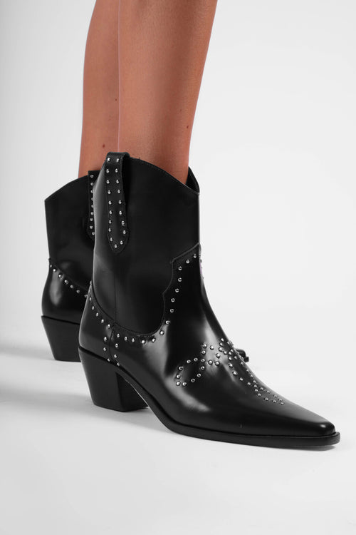 Evelyn Glossy Black Boots