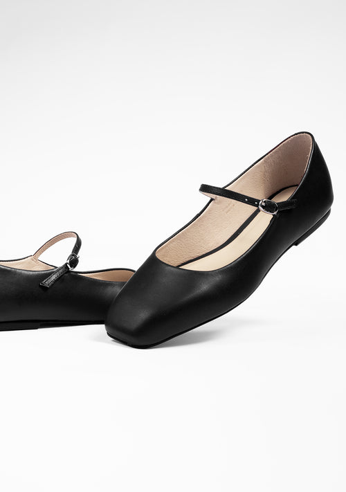 Mavie Black Ballerinas