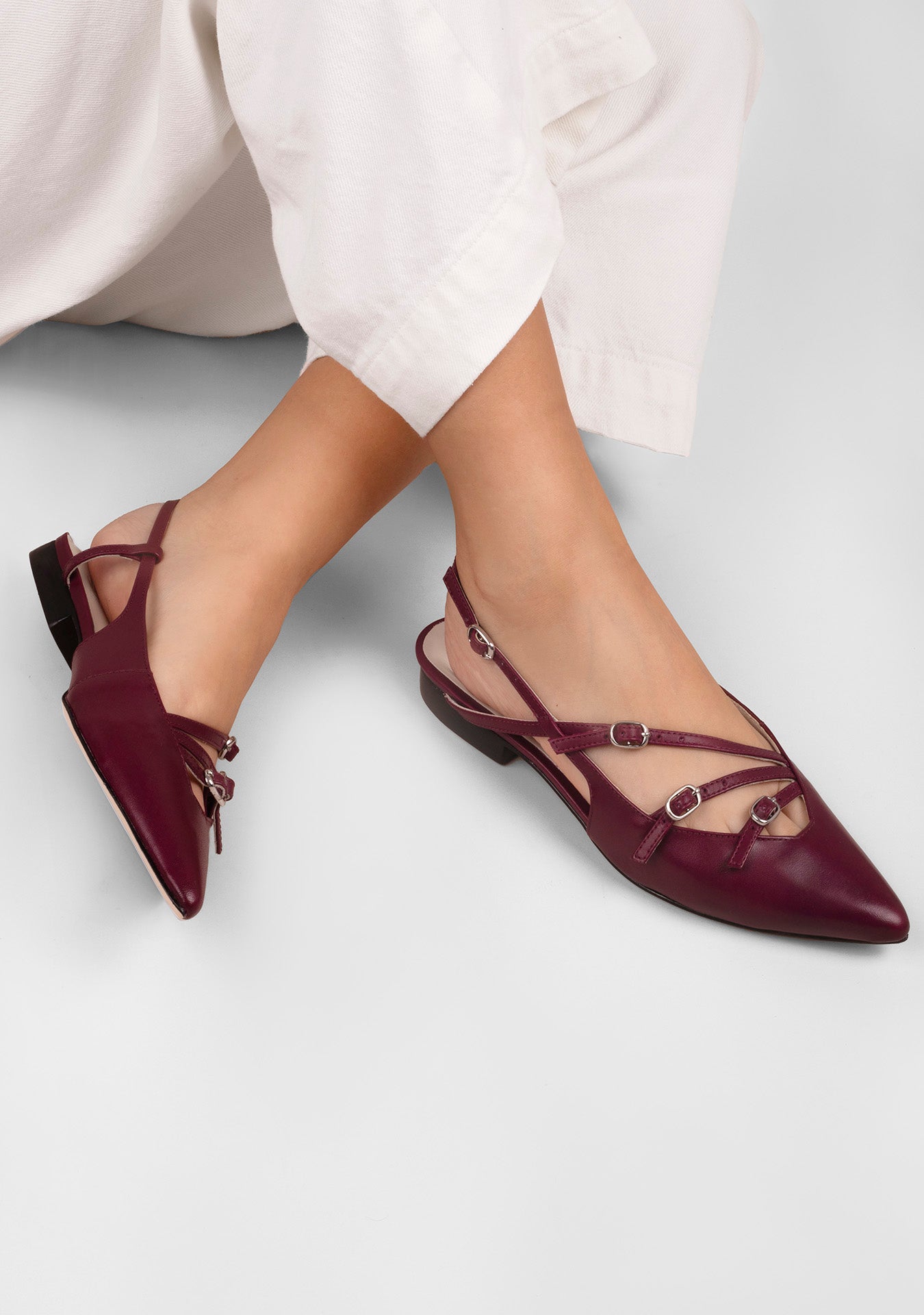 Tais Wine Sandals