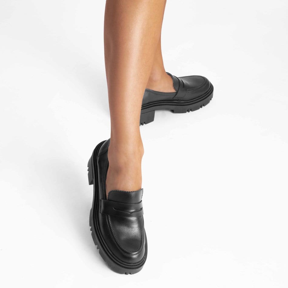 Vinci Shoes Dara Full Black Loafers