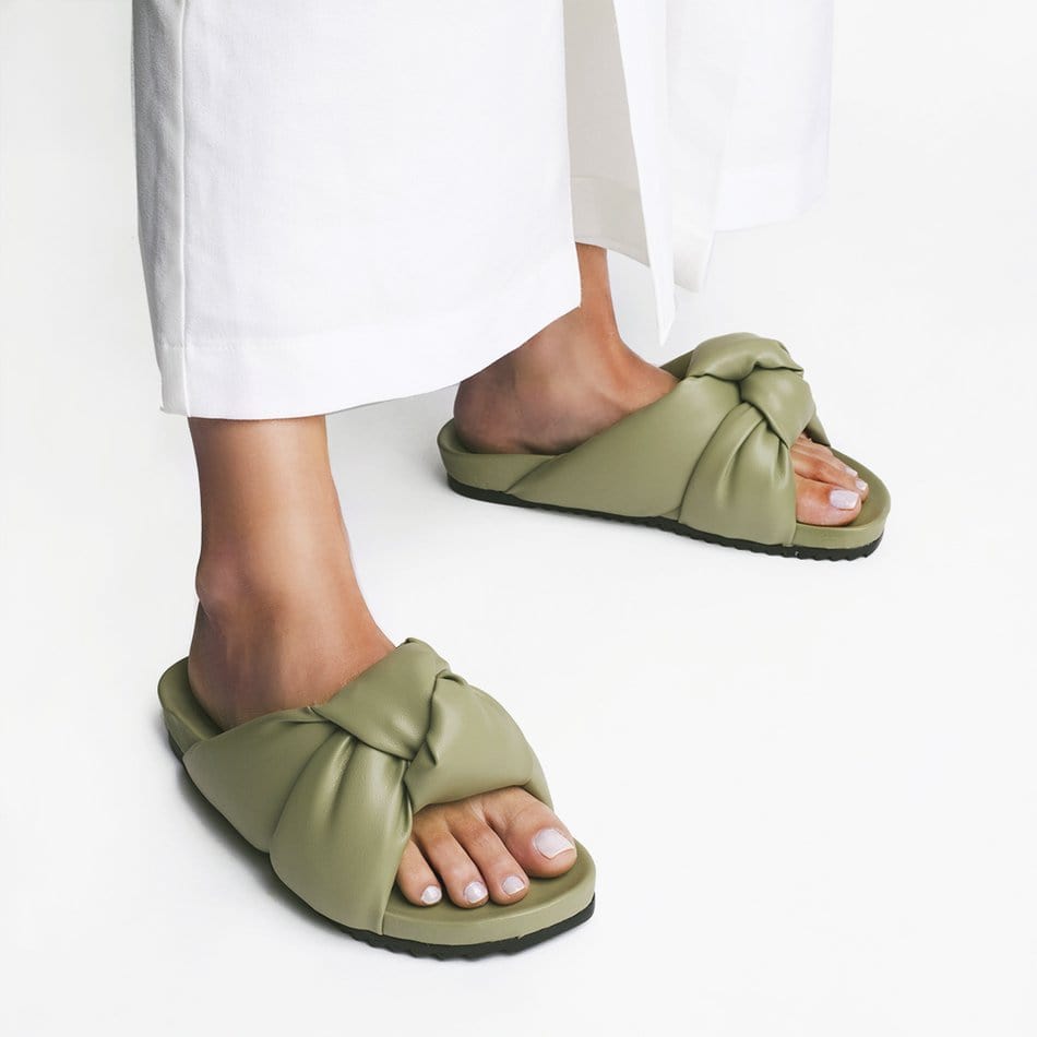 Vinci Shoes Cherry Avocado Sandals