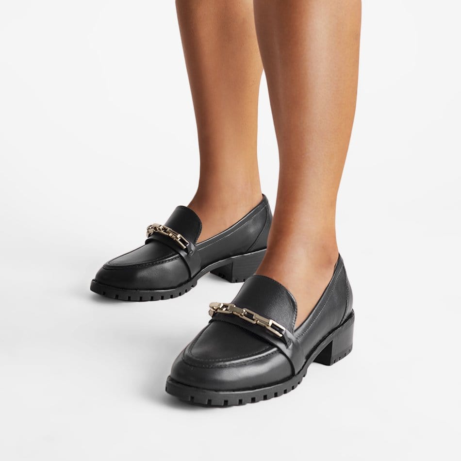Vinci Shoes Ester Black Loafers