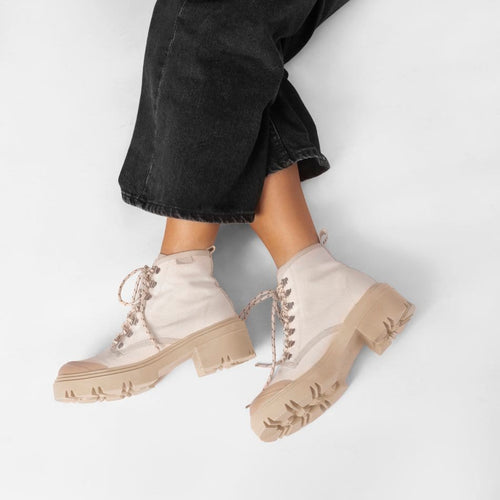 Alex Natural Hiking Boots