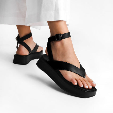 Vinci Shoes Erica Black Flatforms