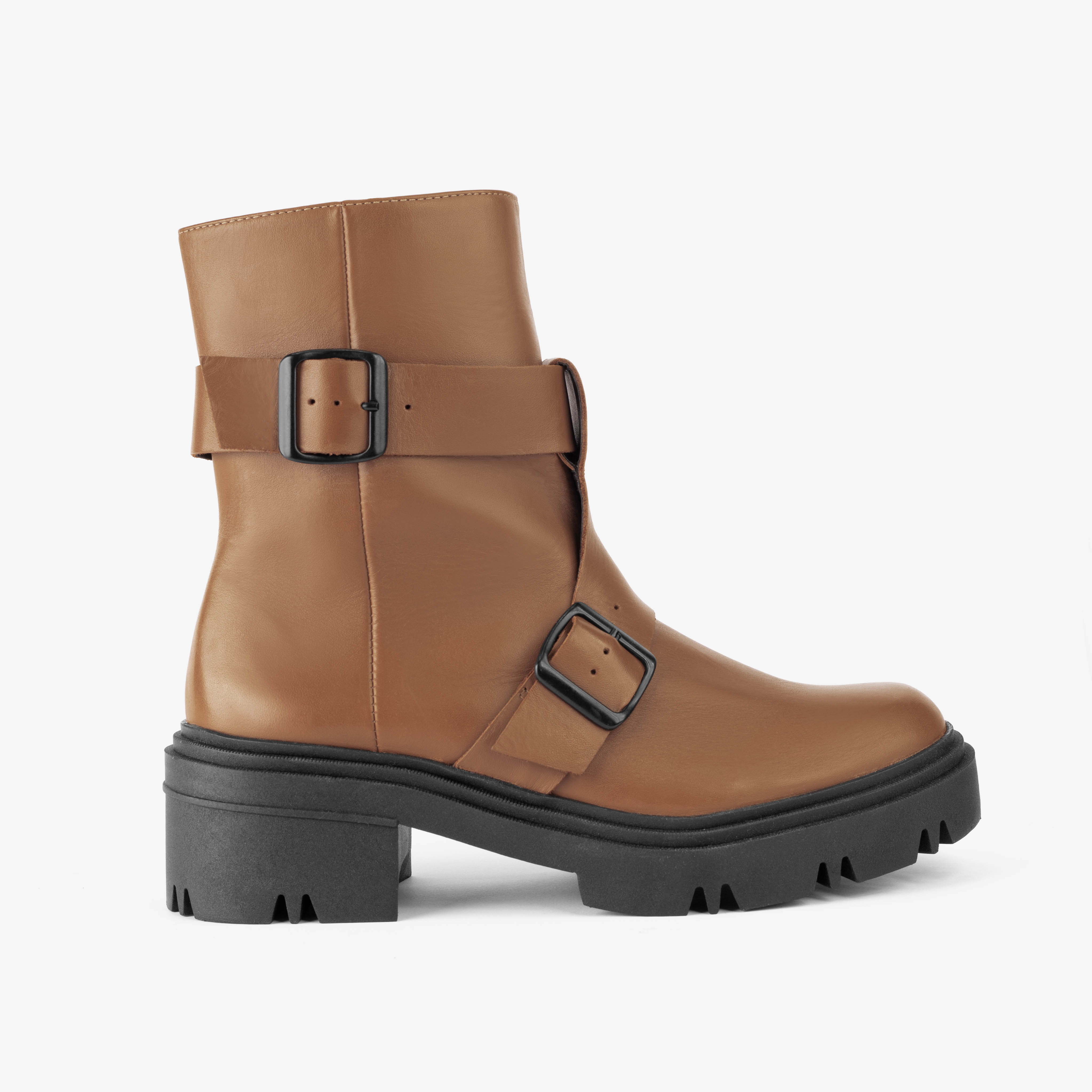 Camel shop biker boots