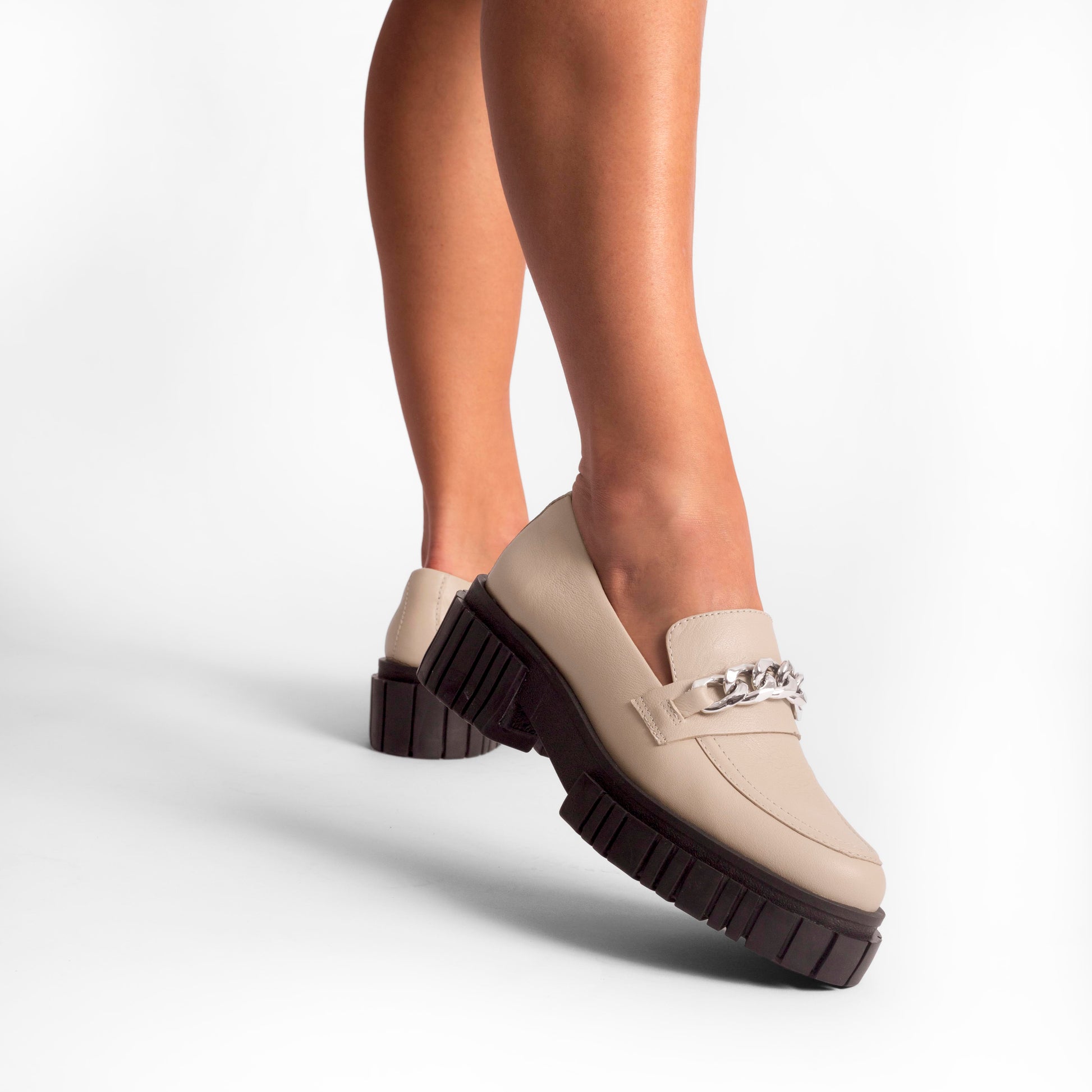 Vinci Shoes Emilia Beige Loafers