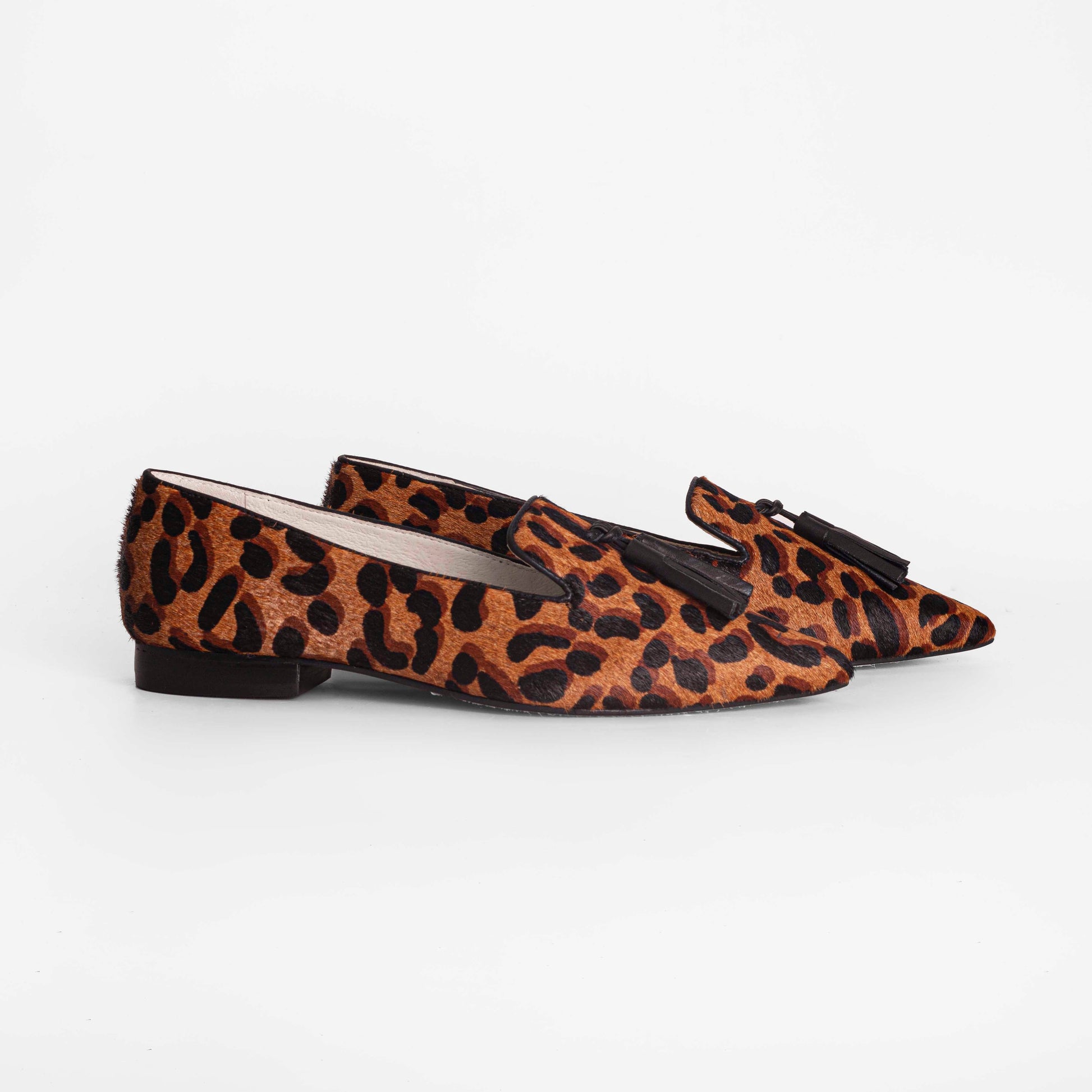 Vinci Shoes Julia Animal Print Slippers