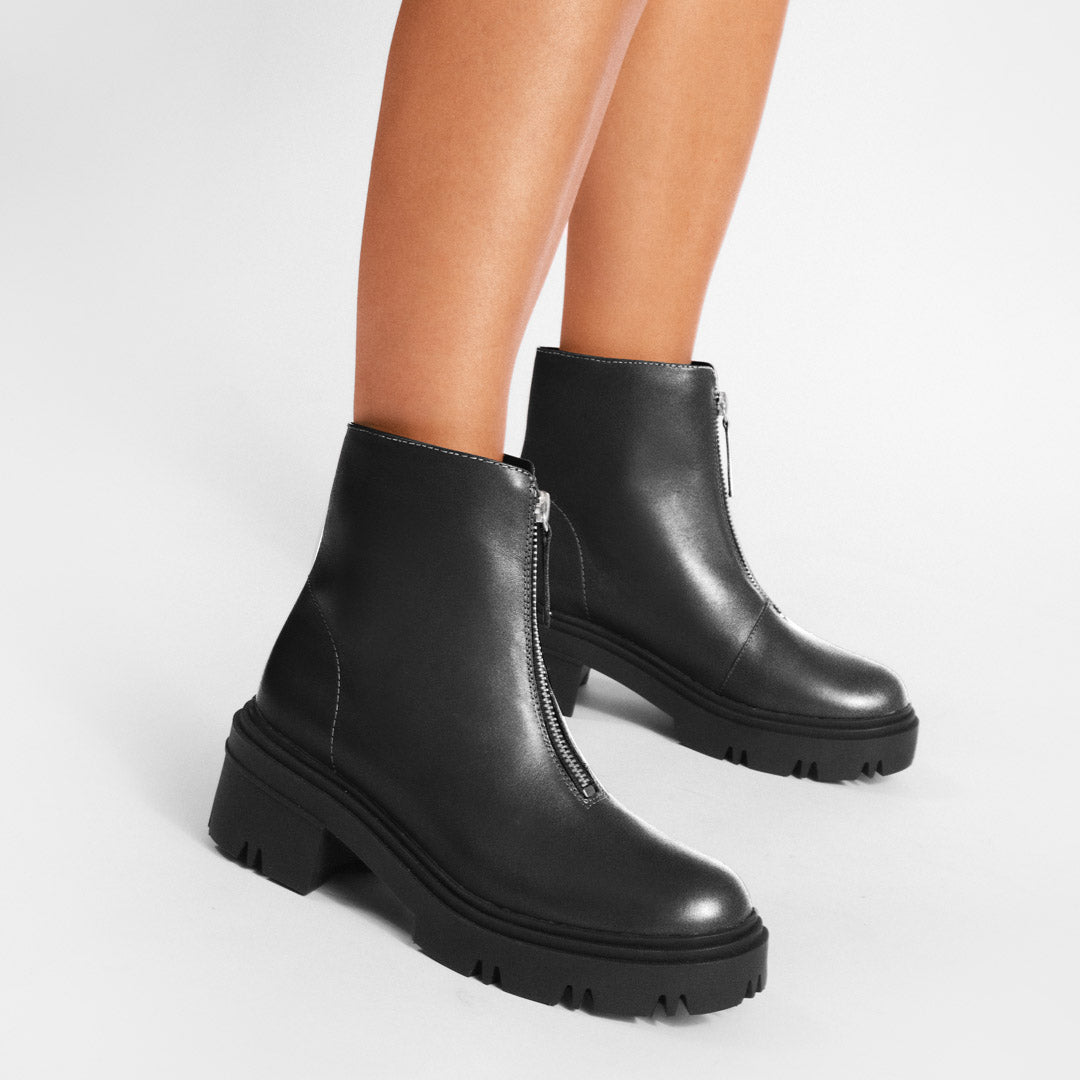 Nebraska Black Boots